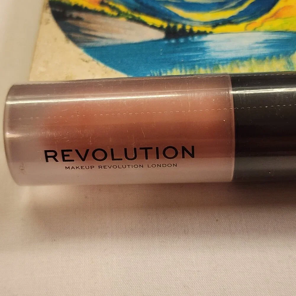 Makeup Revolution Matte Bomb Lipstick - Fancy Pink